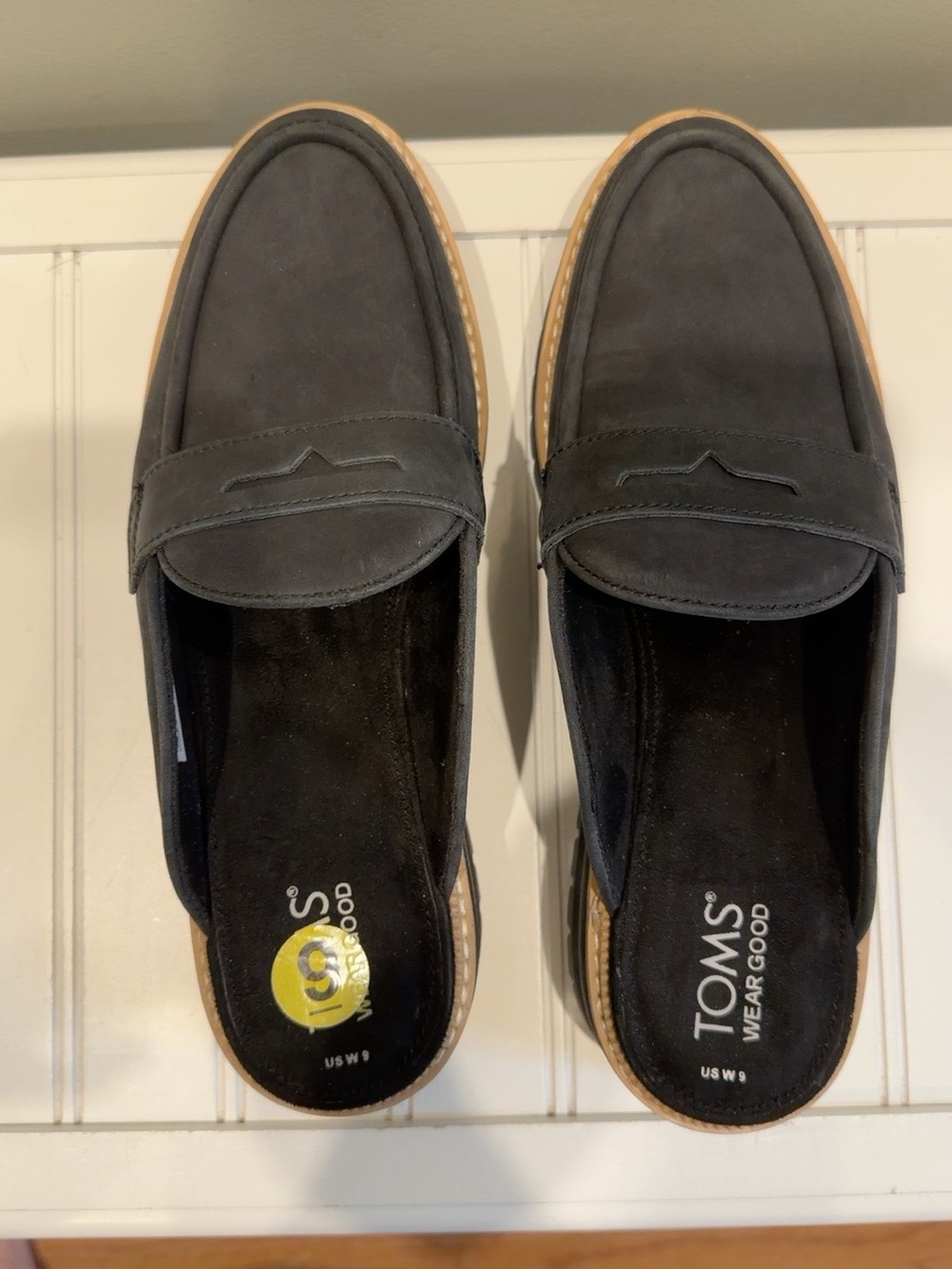 TOMS Black Leather Chunky Lug Sole Loafer Mules Size 9 - Picture 3 of 6